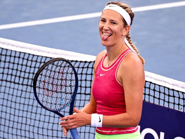 Former Grand Slam champions Victoria Azarenka is through to the semis at the Brisbane International.