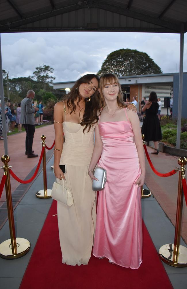 Students arrive at Noosa District State High School formal