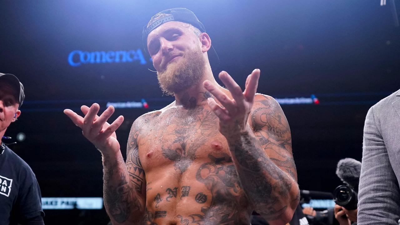 Jake Paul poses for a photo after defeating Nate Diaz. (Photo by Sam Hodde / GETTY IMAGES NORTH AMERICA / Getty Images via AFP)