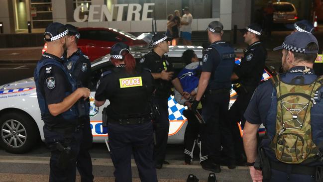 Schoolies Day 7: police chase, Cavill Ave fights and rail jumpers in ...