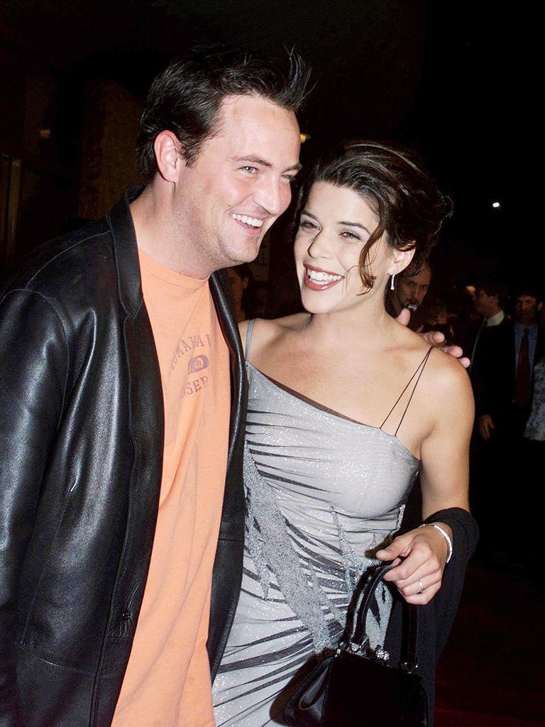 Matthew Perry once dated co-star Neve Campbell.