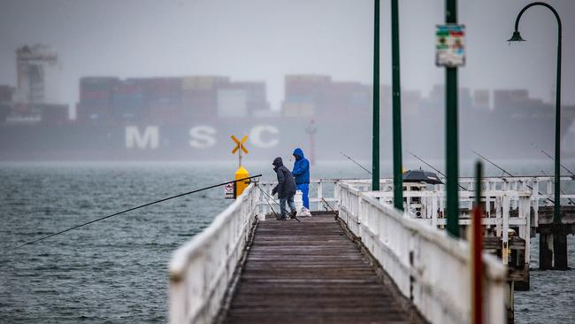 A gloomy afternoon in Melbourne ahead of a very cold day predicted tomorrow. Port Melbourne. Picture: NCA NewsWire / Sarah Matray