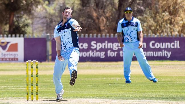 Djali Bloomfield is a strong addition to the UNSW bowling attack. Photo: EMMA MURRAY