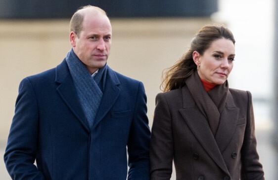 Kate Middleton Wears Blue Houndstooth Dress for Harvard Visit
