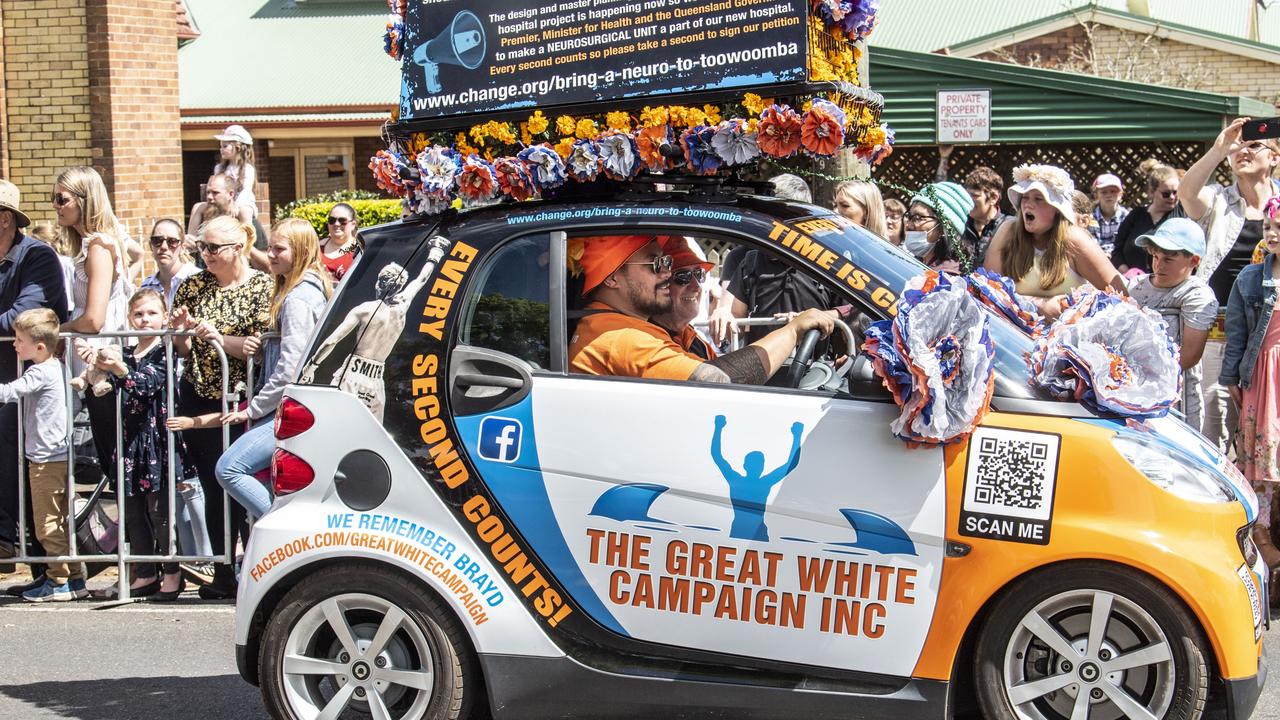 Herman Ene-Purcell and Glen McCullough. The Great White Campaign float in the Grand Central Floral Parade. Saturday, September 17, 2022. Picture: Nev Madsen.