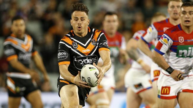 Josh Reynolds of the Tigers during the Round 23 NRL match between the Wests Tigers and the Newcastle Knights at Campbelltown Stadium in Sydney, Saturday, August 24, 2019. (AAP Image/Darren Pateman) NO ARCHIVING, EDITORIAL USE ONLY