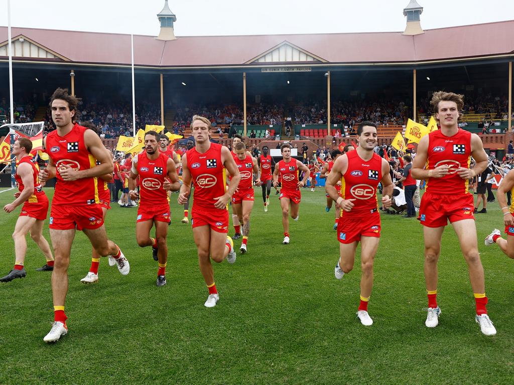 There were solid signs from the Suns but they weren’t able to get the job done. Picture: Michael Willson/AFL Photos via Getty Images