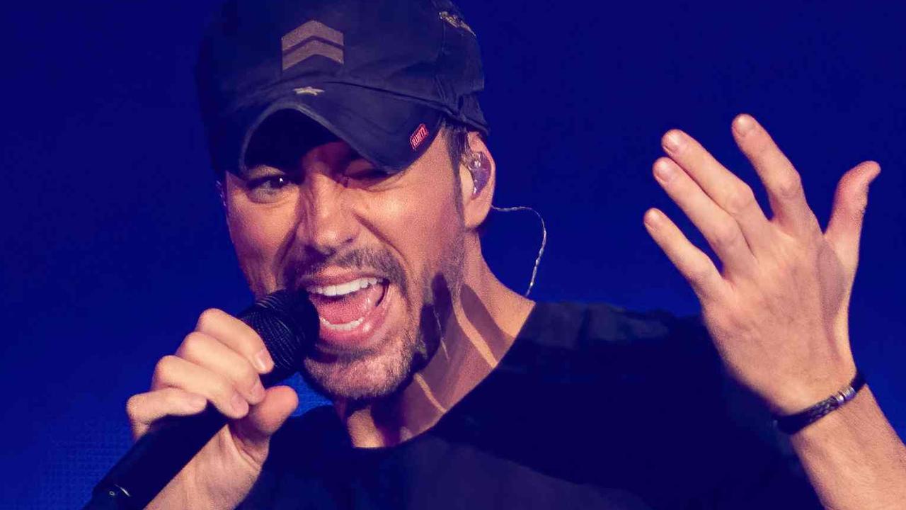 Enrique’s shocking X-rated concert act