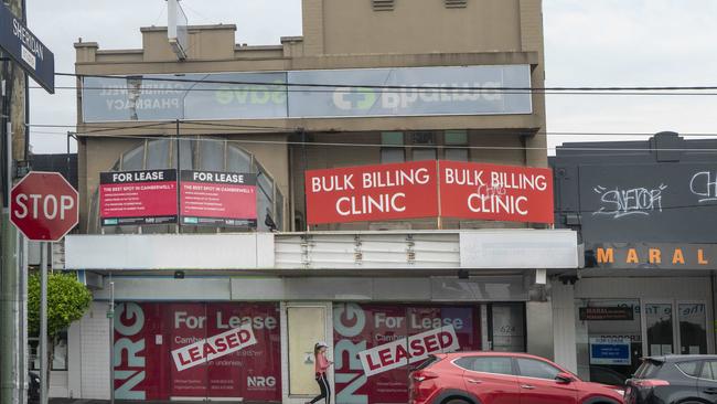 Doctors are warning Medicare is on life support after a fresh poll suggested one fifth of Australians have reported their GP has stopped bulk-billing. Picture: NCA NewsWire / Valeriu Campan