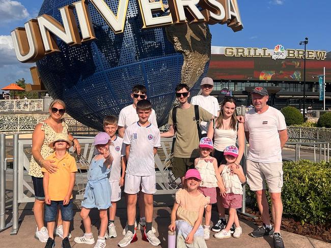 Family with 22 kids has 20 holidays