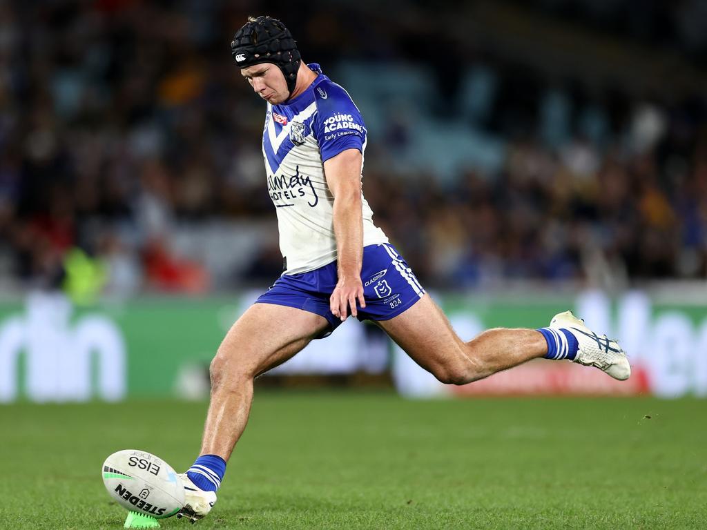 Matt Burton would benefit if the Bulldogs could score more tries in the middle third of the field. Picture: Getty Images