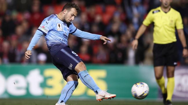 Adam Le Fondre of Sydney FC scores from a penalty kick during the FFA Cup Semi Final match between the Western Sydney Wanderers and Sydney FC at Panthers Stadium on October 6, 2018 in Penrith, Australia. (Photo by Matt King/Getty Images)