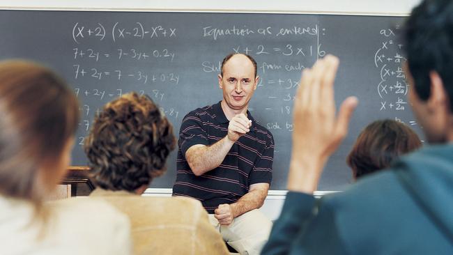 Ever fewer male teachers are in our classrooms.