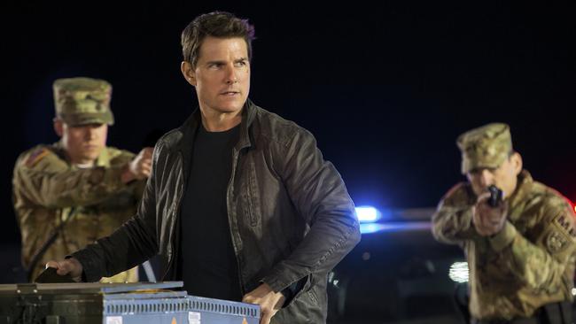 In this image released by Paramount Pictures and Skydance Productions, Tom Cruise appears in a scene from, "Jack Reacher: Never Go Back." (Chiabella James/Paramount Pictures and Skydance Productions via AP)