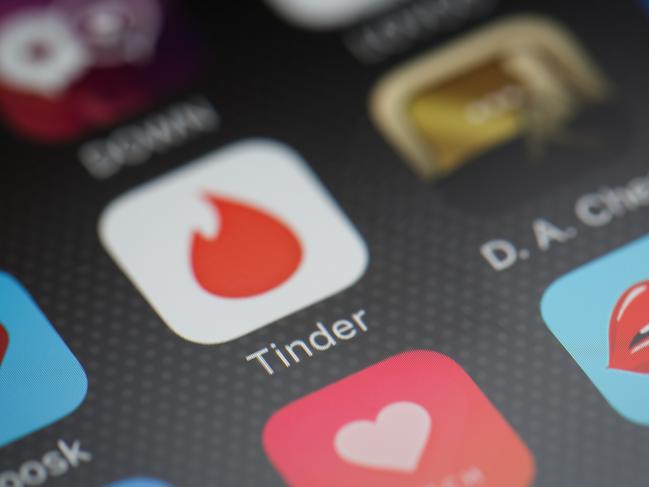 LONDON, ENGLAND - NOVEMBER 24:  The "Tinder" app logo is seen amongst other dating apps on a mobile phone screen on November 24, 2016 in London, England.  Following a number of deaths linked to the use of anonymous online dating apps, the police have warned users to be aware of the risks involved, following the growth in the scale of violence and sexual assaults linked to their use.  (Photo by Leon Neal/Getty Images)