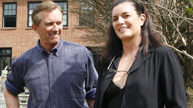 In this photo of April 6, 2010, Robert Kennedy Jr and his wife Mary Richardson Kennedy pose for a photo outside their Bedford New York home. (AP Photo/Mark Vergari, The Journal News)