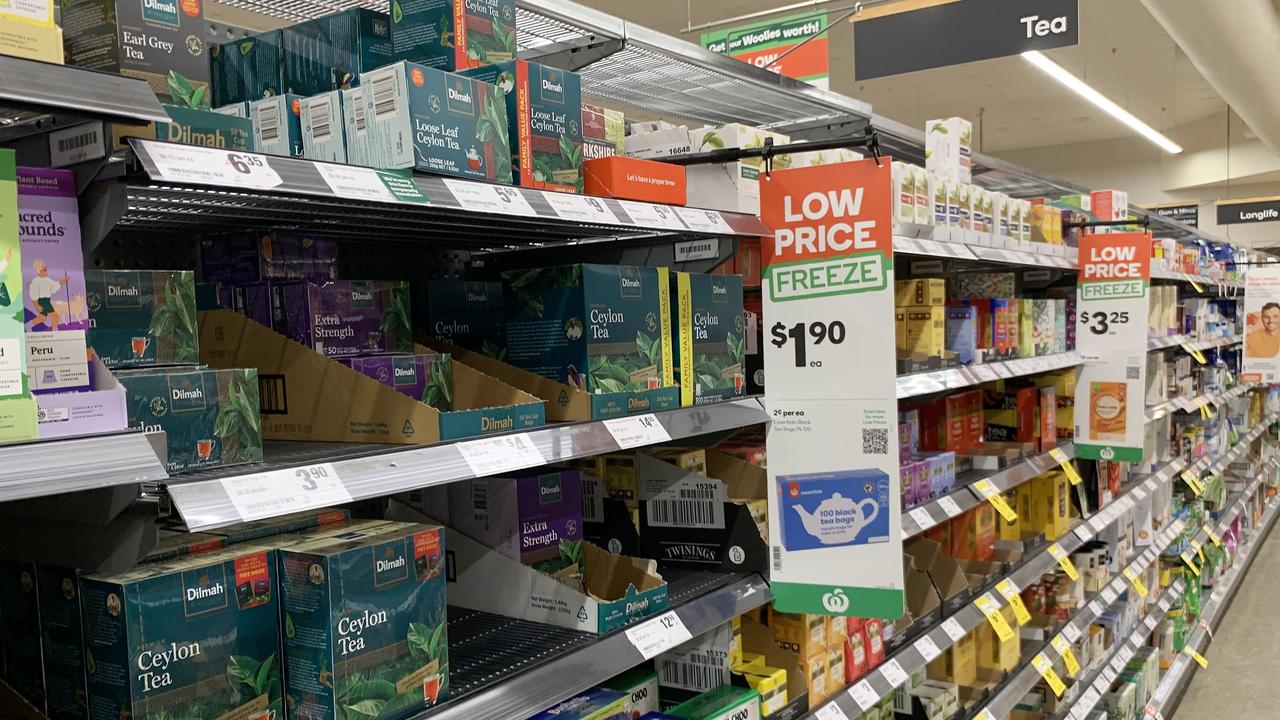 Woolworths has already ended its similar pricing campaign. Picture: NCA NewsWire/Tertius Pickard