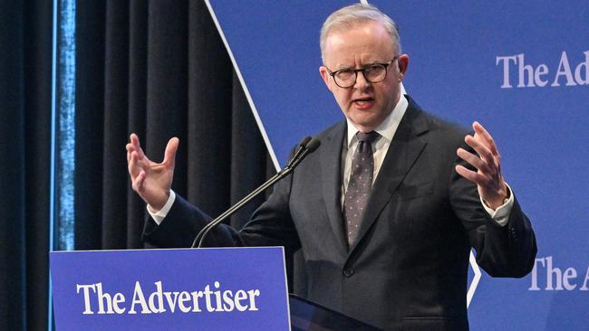 ADELAIDE, AUSTRALIA - NewsWire Photos FEBRUARY 21, 2025: The Prime Minister, Anthony Albanese delivers a speech at the Building a Bigger, Better SA Forum. Picture: NewsWire / Brenton Edwards