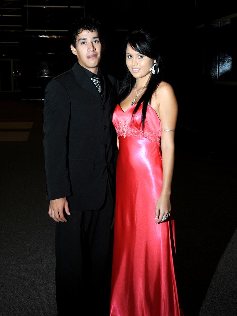 Tayo Forscutt and Magan Trainor enjoy the 2009 Darwin High Formal at the Darwin Convention Centre. Picture: NT NEWS