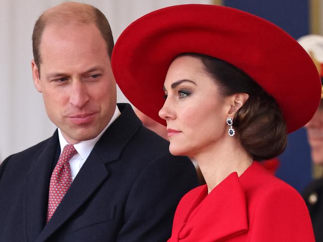 LONDON, ENGLAND - NOVEMBER 21: Prince William, Prince of Wales and Catherine, Princess of Wales attend a ceremonial welcome for The President and the First Lady of the Republic of Korea at Horse Guards Parade on November 21, 2023 in London, England. King Charles is hosting Korean President Yoon Suk Yeol and his wife Kim Keon Hee on a state visit from November 21-23. It is the second incoming state visit hosted by the King during his reign. (Photo by Chris Jackson - WPA Pool/Getty Images)