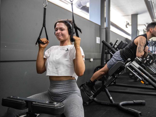 Melburnians have flocked to reopened gyms across the city on Saturday, such as the Goodlife Gym in South Melbourne. Picture: NCA NewsWire/Sarah Matray