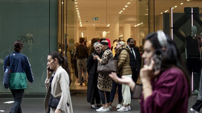 Most households and borrowers have the capacity to keep on spending at the shops despite a ‘mortgage cliff’ this year as interest rate rises start to pinch household budgets. Picture: Nikki Short/NCA NewsWire