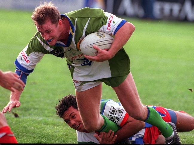 Michael Maguire playing for the Raiders. Picture: Getty Images)