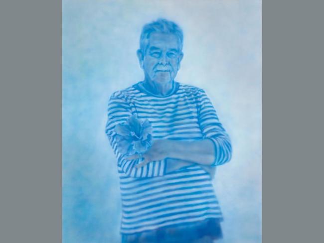 Ken Done by Fiona Lowry depicts legendary Australian artist Ken Done. Picture: Fiona Lowry, Archibald 2025, Photo: Art Gallery of New South Wales, Jenni Carter