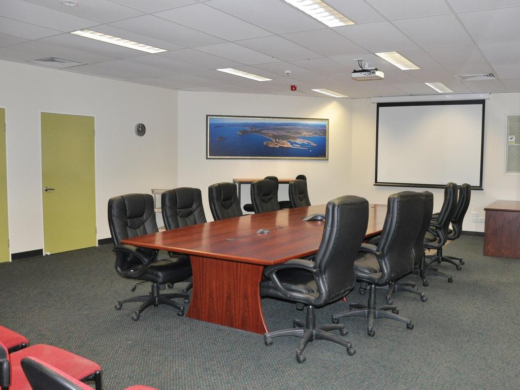 The new Livingstone Shire Council chambers in Queen Street.Photo Trish Bowman / Capricorn Coast Mirror