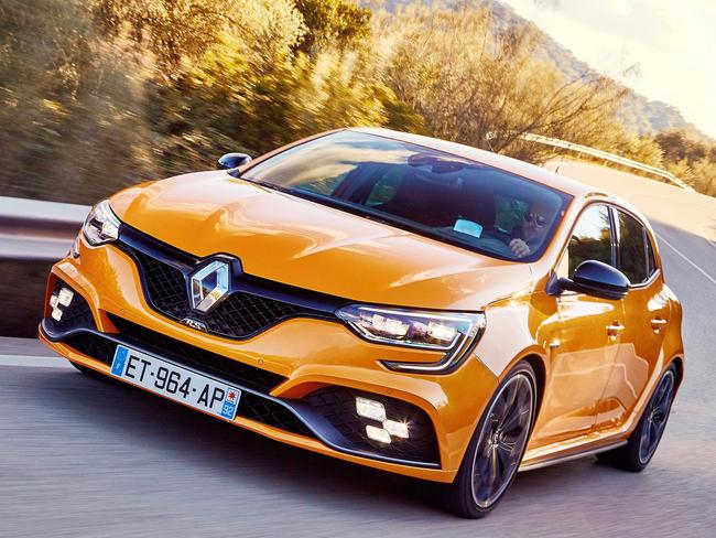 2018 - Essais presse Nouvelle Renault MEGANE R.S. chassÃ®s Sport en Espagne