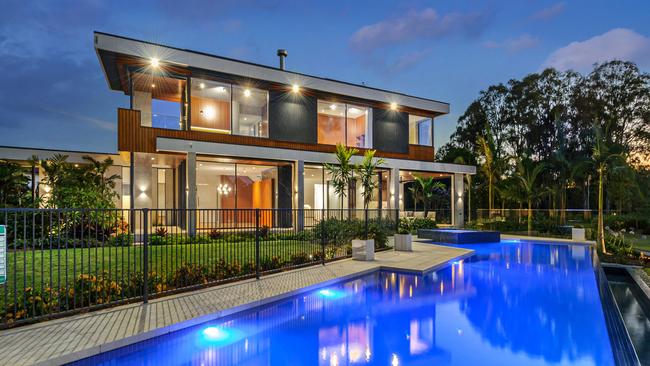 170 Camelot Place, Bridgeman Downs