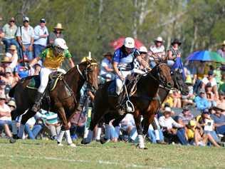 CUP: Lucy Grills (Australia) and Beth Peaker (New Zealand). Picture: Gerard Walsh