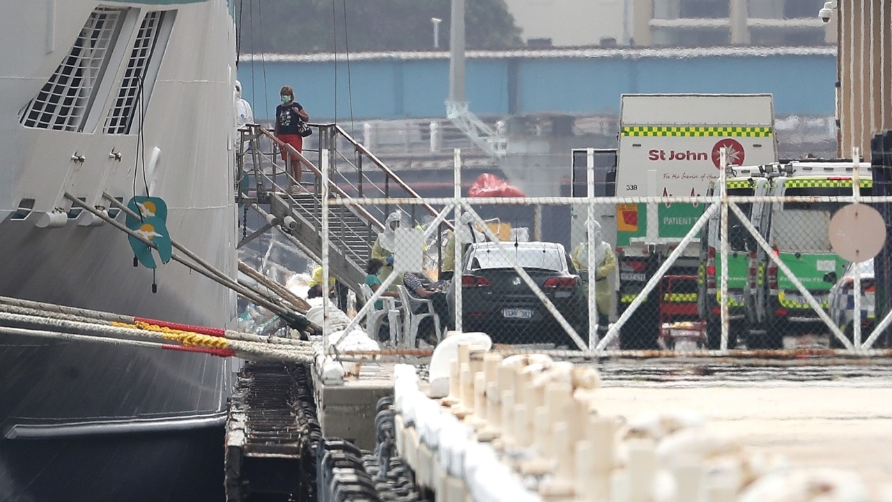 Fears cruise ship will set bad precedent if allowed to dock at Darwin