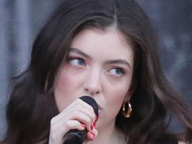 Pictured is Lorde at the Sydney Opera House Forecourt on the Tuesday 21st of November 2017.Picture: Christian Gilles