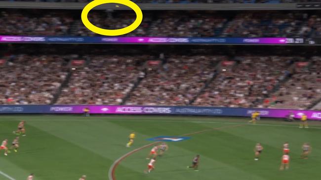 Spidercam got in the way. Photo: Fox Footy.