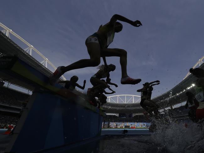 Australia's Madeline Heiner Hills competes in the women's 3000-meter steeplechase final during the athletics competitions in the Olympic stadium of the 2016 Summer Olympics in Rio de Janeiro, Brazil, Monday, Aug. 15, 2016. (AP Photo/Matt Slocum)