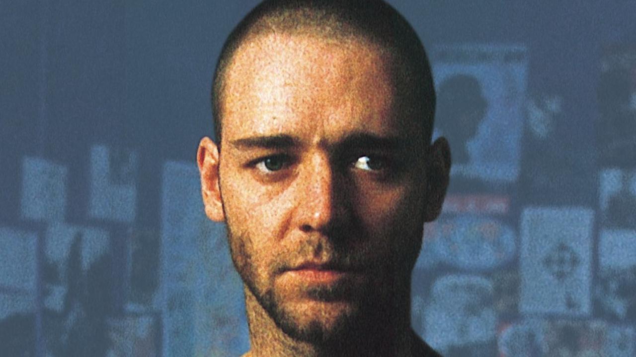 Ромпер стомпер это. Рассел Кроу Romper Stomper. Romper Stomper Hando. Хэндо. Romper Stomper бульдог.