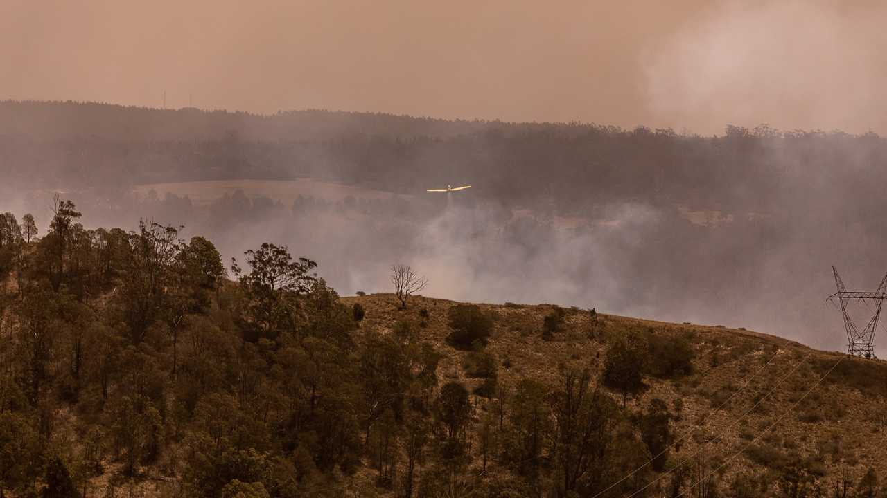 Rebecca Dunstall‎ shared this image of the Pechey fire.