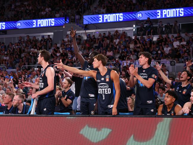 The United bench shows support. Photo: Graham Denholm/Getty Images.