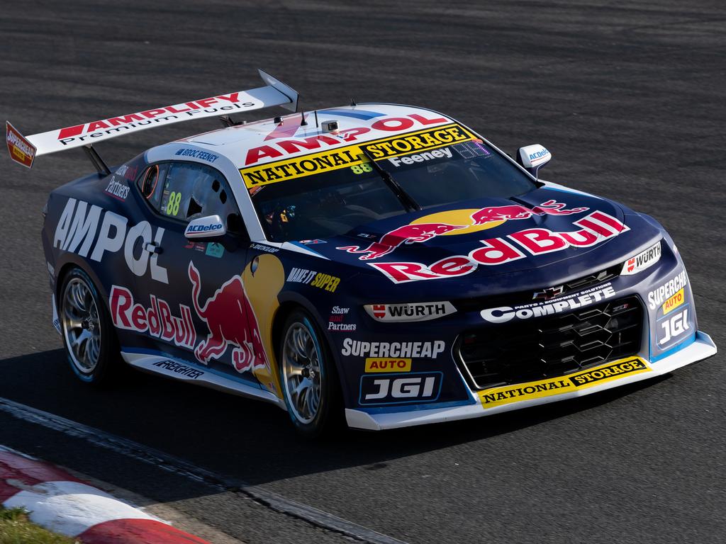 Feeney out on track during the opening sprint race of the Tasmania Super 440. Picture: Daniel Kalisz/Getty Images