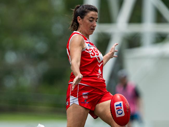 Maya Netherway in the Waratah vs Darwin Buffettes 2023-24 NTFL women's elimination final. Picture: Pema Tamang Pakhrin