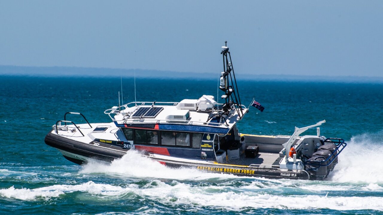 Report of undetected boat arriving in Western Australia