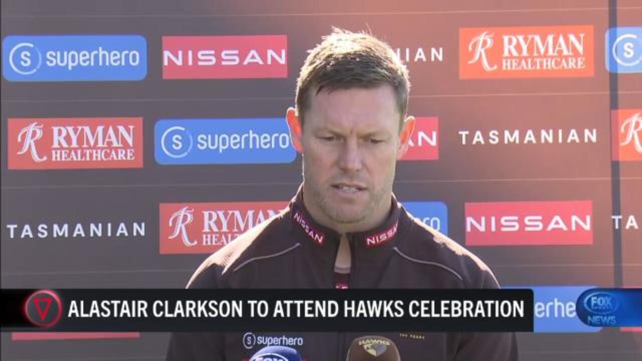 Mitchell reacts to Clarko's Hawks return