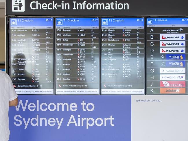 SYDNEY, AUSTRALIA, NCA NewsWire, Sunday, 8 January 2023.Sydney International Airport. Spates of diversions and delays could spell doom for flights from Australia but one travel expert says the industry is bouncing back - and cheaper flights could soon be on the way?Picture: NewsWire / Monique Harmer