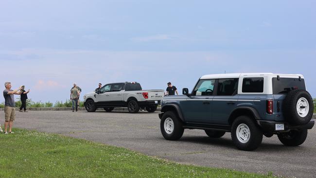 Ford’s Bronco Heritage Edition drew plenty of admirers.