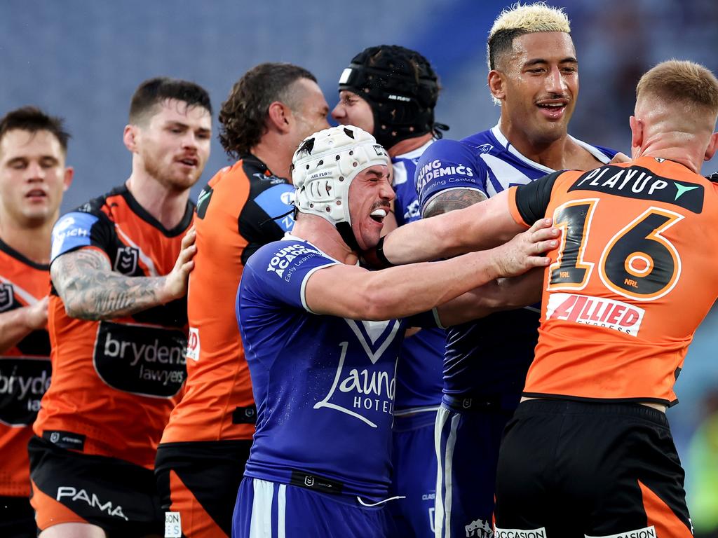 Reed Mahoney is growing a reputation for getting stuck into on-field scraps. Picture: Brendon Thorne/Getty Images