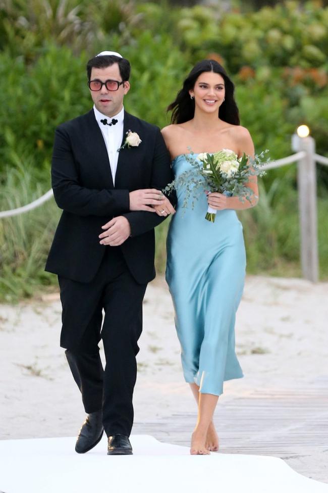 Image credit: Mega AgencyKendall JennerKendall Jenner served as bridesmaid in a star-studded bridal party for the wedding of best friend Lauren Perez to David Waltzer in custom Bec and Bridge.