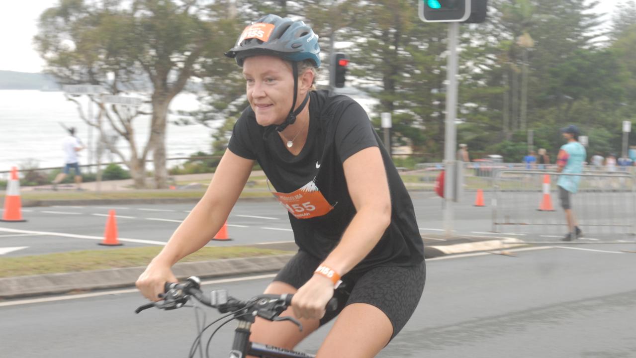 Action from the sprint event at the 2023 Mooloolaba Triathlon.