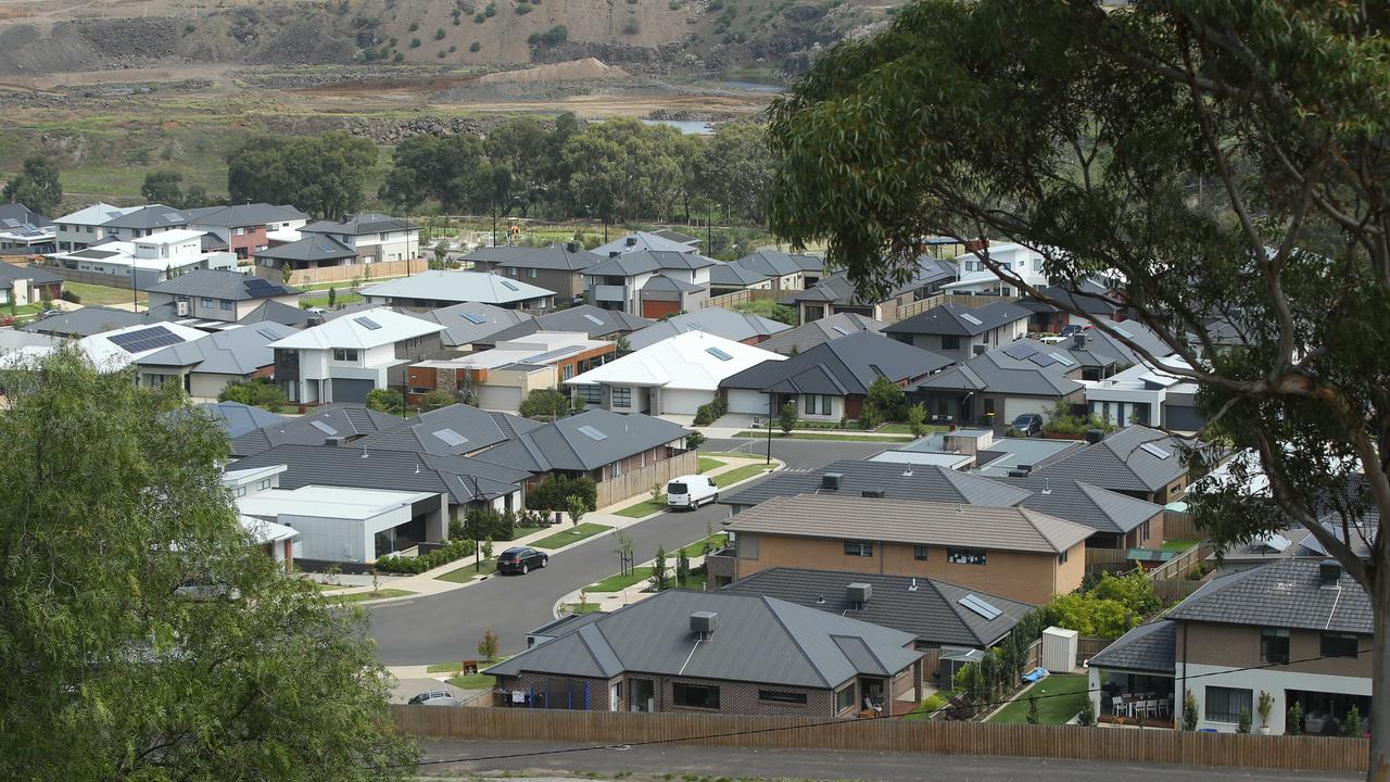 Nearly 1800 purchasers have received a $20,000 State Government grant for buying or building their first home in a Geelong estate. Picture: Alan Barber