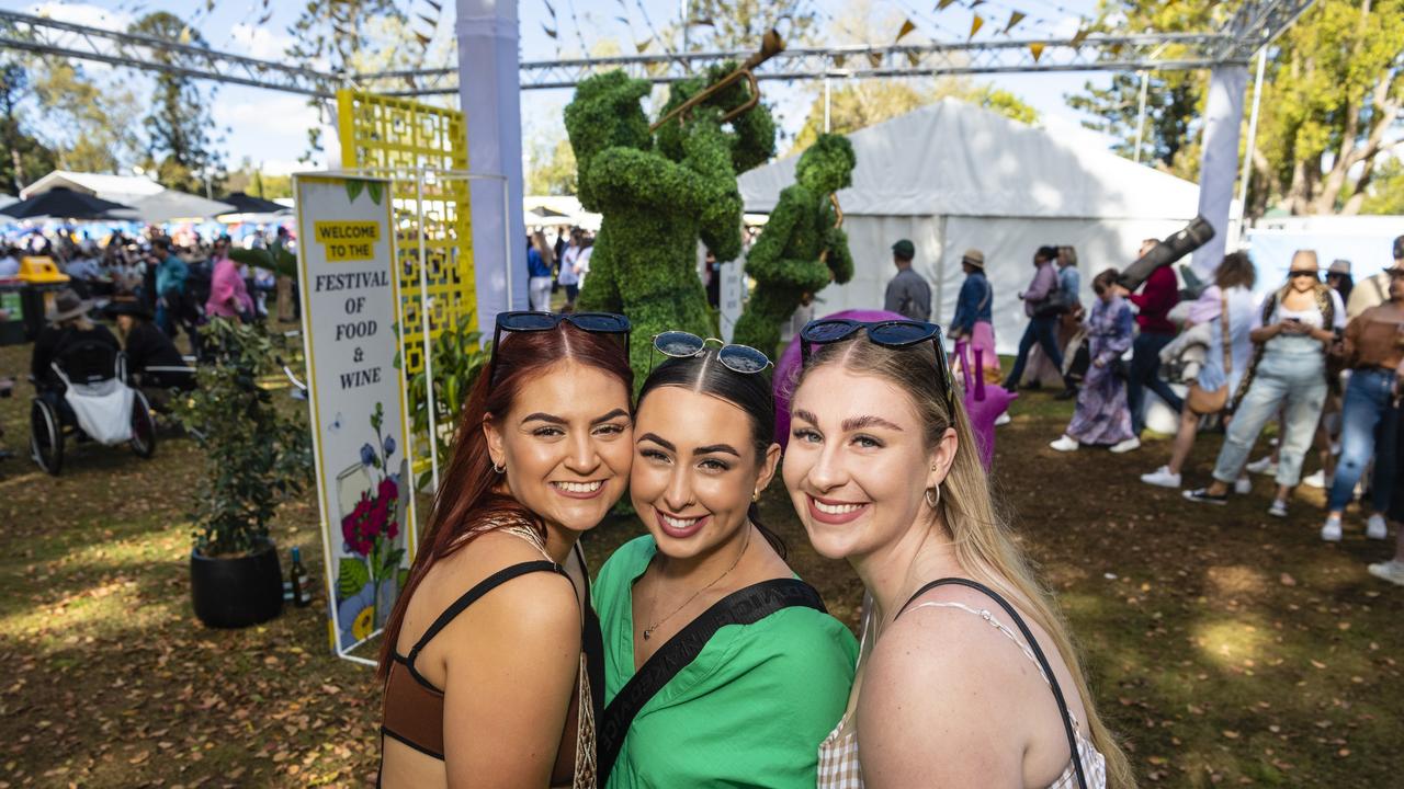 Toowoomba Carnival of Flowers Festival of Food and Wine in Queens Park